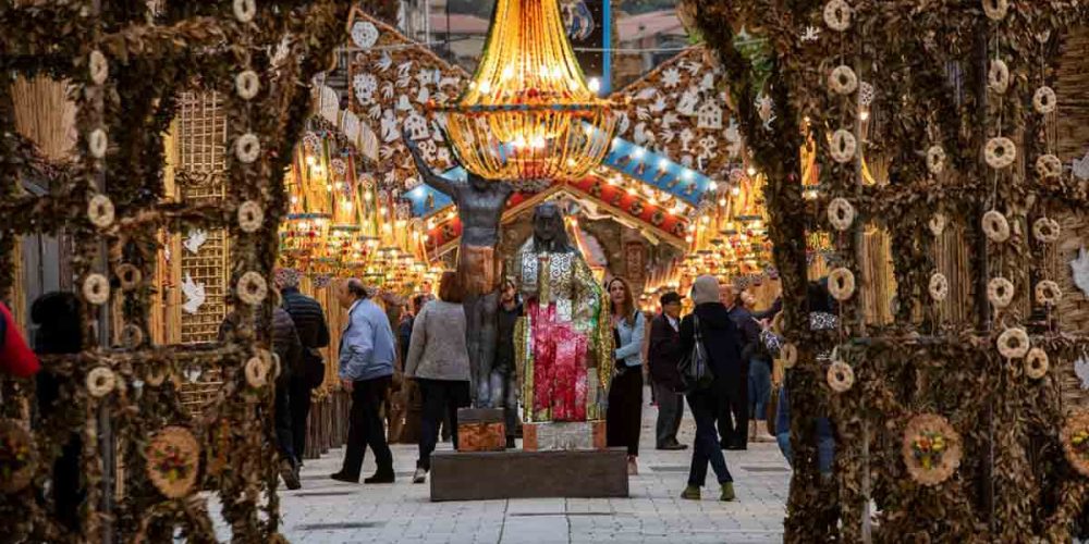 Archi di Pasqua 2024 – A San Biagio Platani torna il più grande evento di arte popolare collettiv