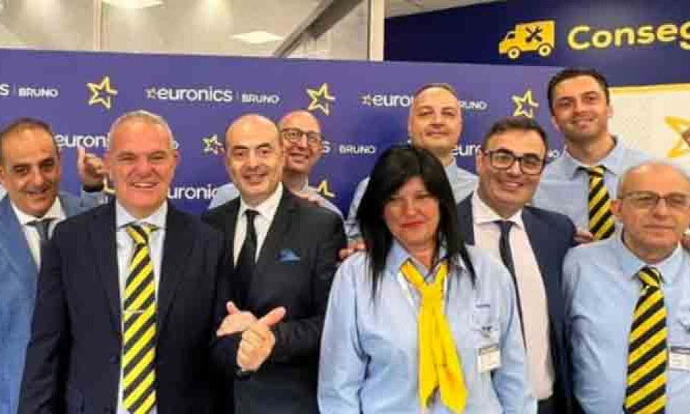 Primo anniversario dello Store Bruno Euronics di Lentini che assume altri 5 dipendenti