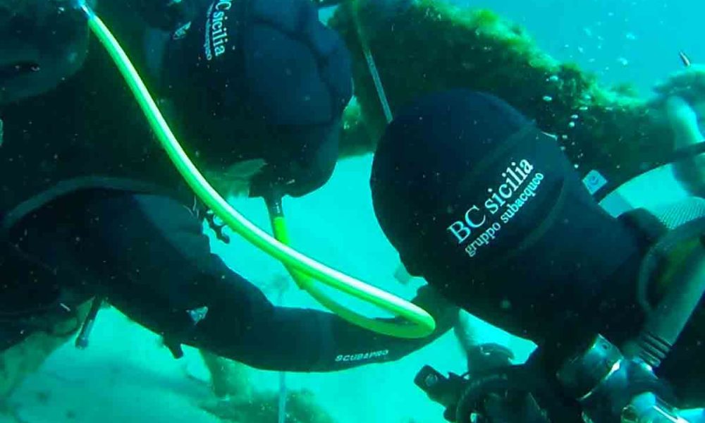 Volontari del Gruppo subacqueo di BCsicilia durante un intervento