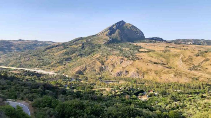 Escursione geoarcheologica alla Rocca di Sciara e Terravecchia