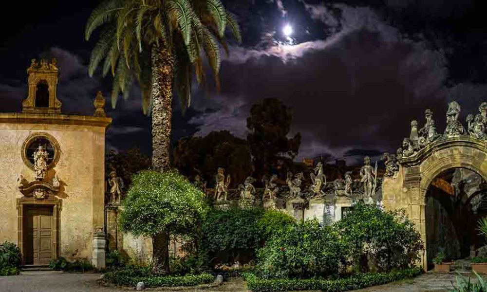 Notte a Villa Palagonia - Visite serali alla villa dei Mostri di Bagheria (Ph. Vincenzo Russo)