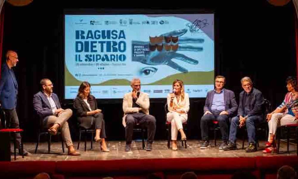 Ragusa dietro il Sipario: primo weekend sold out tra teatro, danza acrobatica, circo contemporaneo e musica