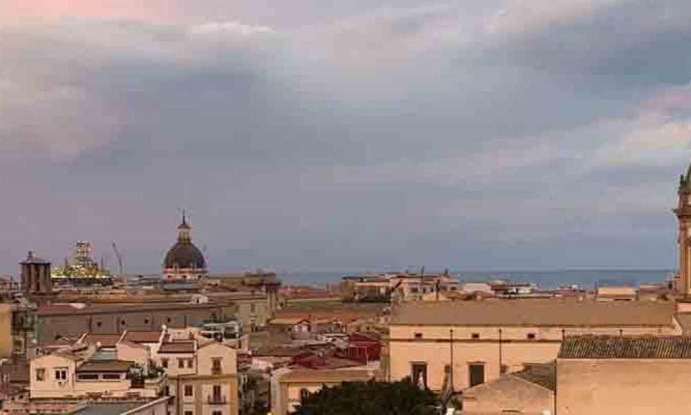 Sui Tetti di Palermo: dalla terrazza panoramica della Torre medievale di Ballarò
